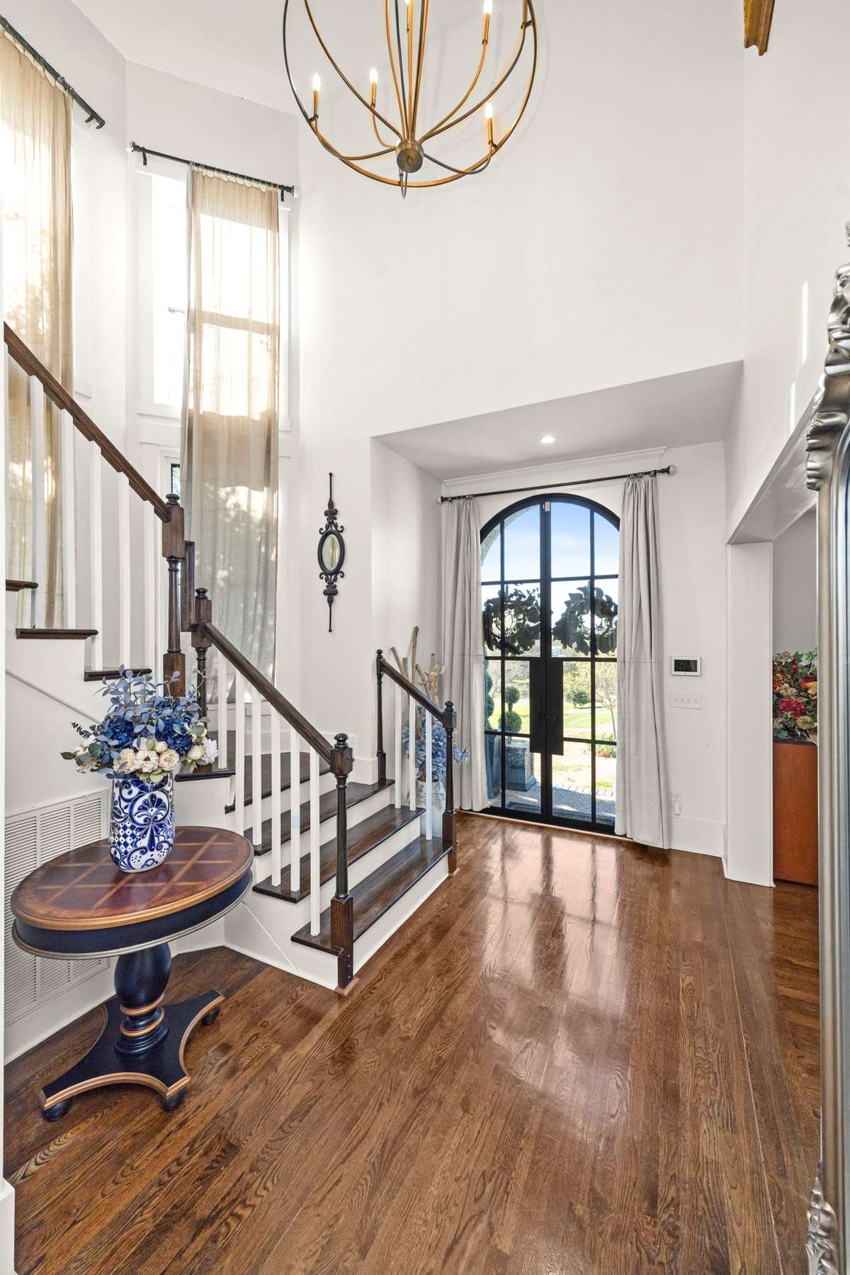 Main Entry/Foyer.