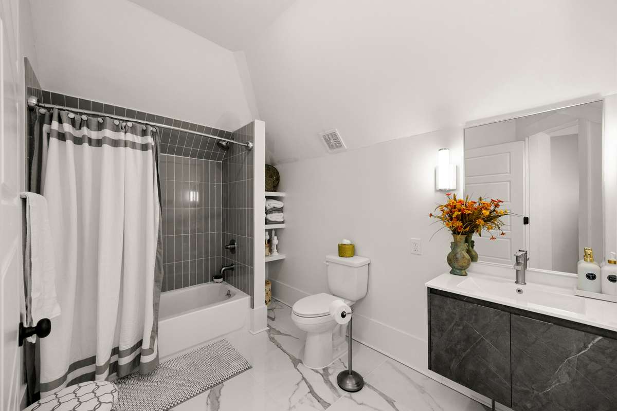 Large 5th Bedroom on 3rd Level of Main Living Area. Full Bathroom.