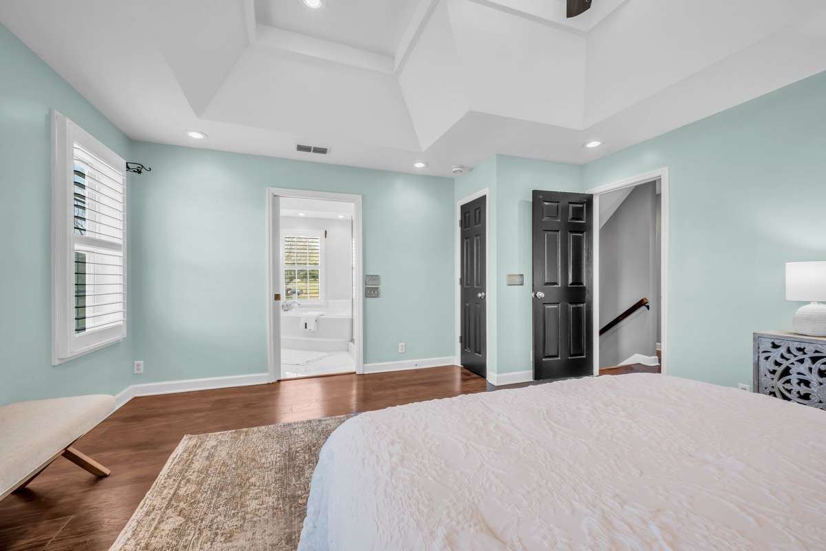 UPGRADED Flooring in Primary Suite