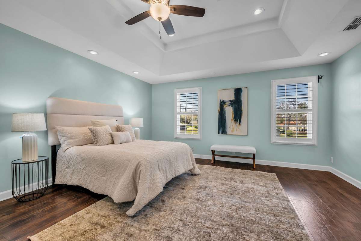 SPACIOUS Primary Suite w/ Spa Worthy Bathroom
