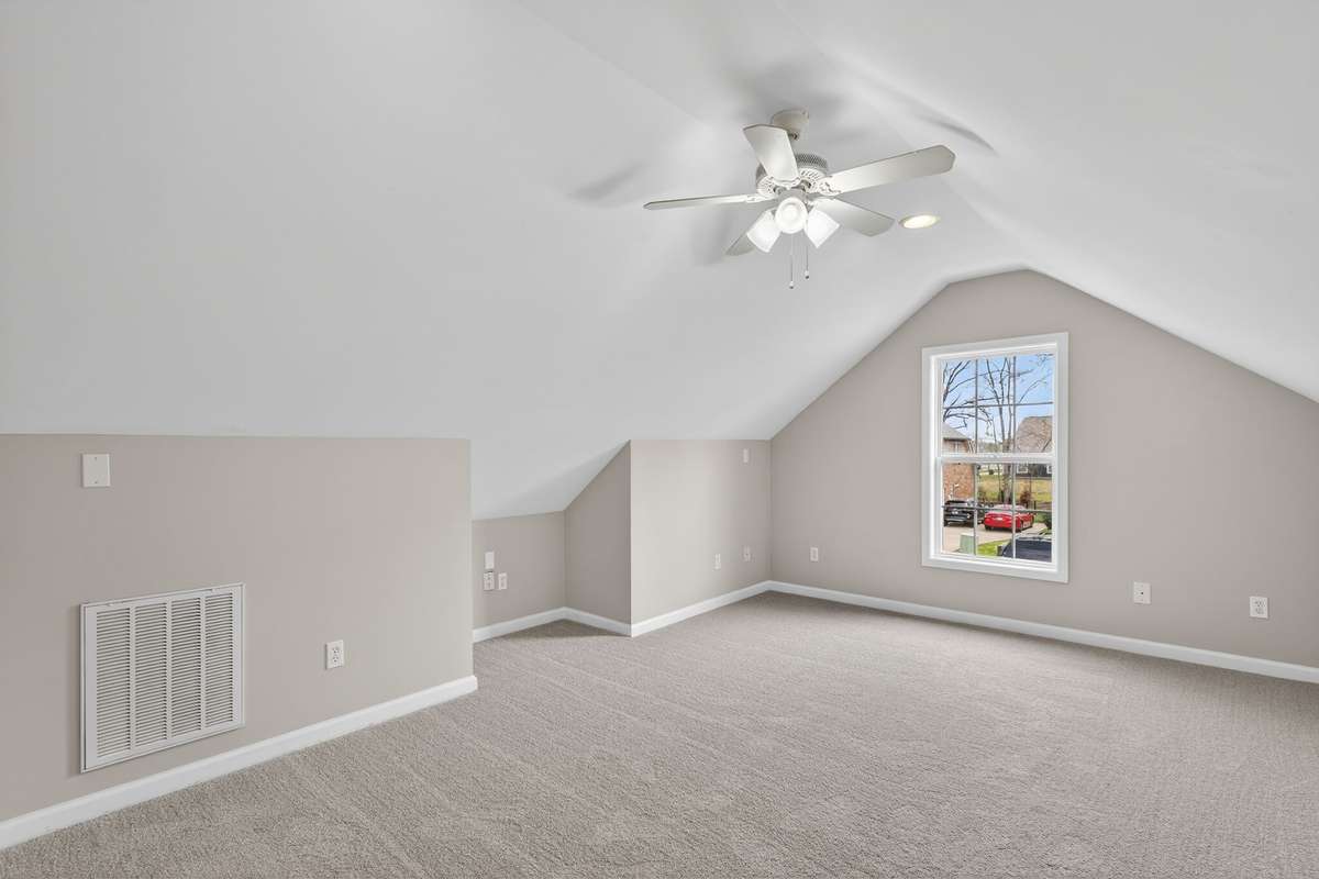Bonus room.