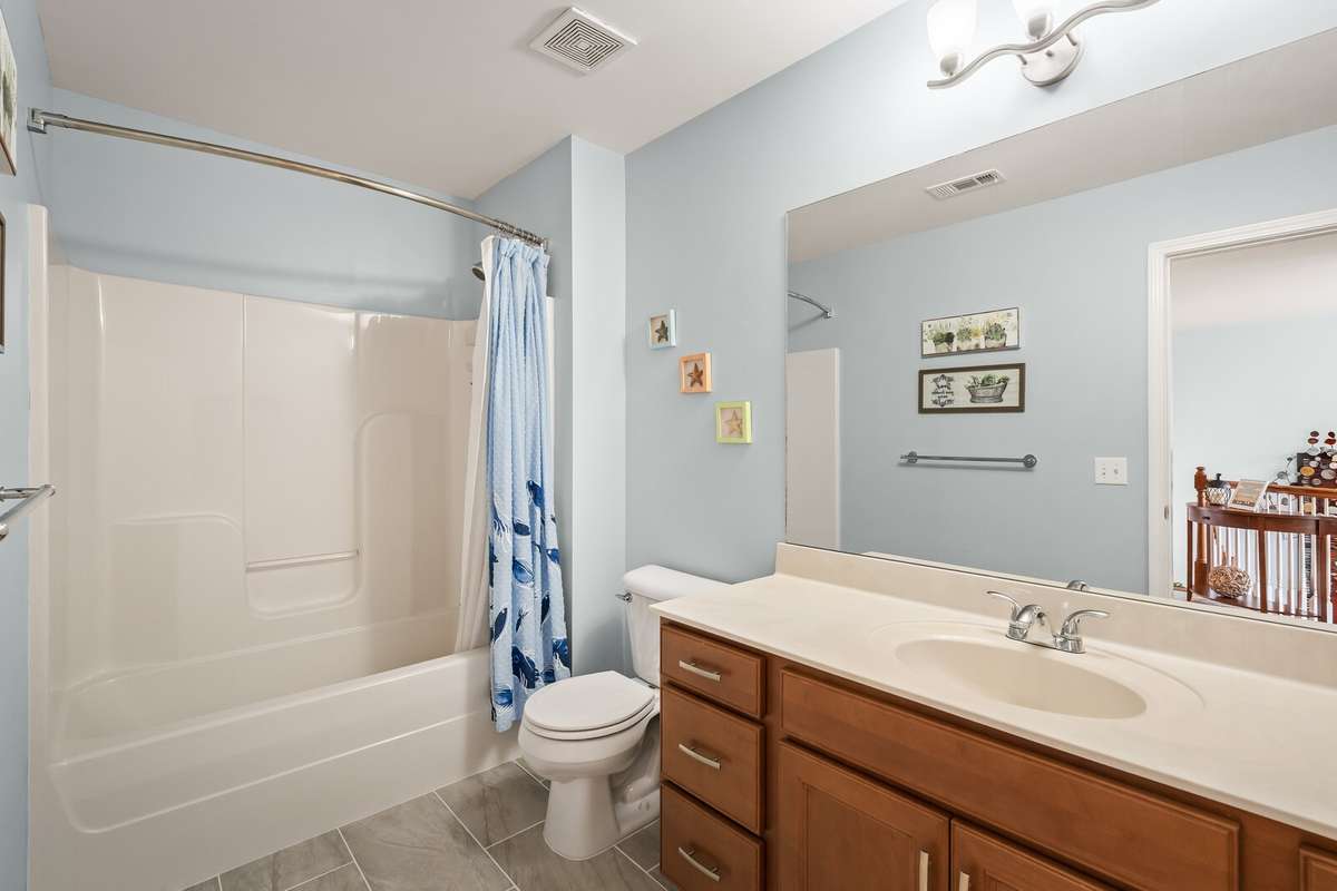 Upstairs bathroom
