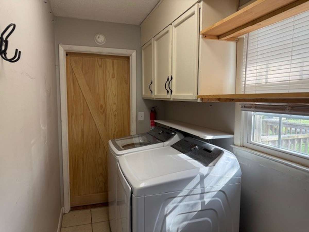The washer and dryer will remain with the home.