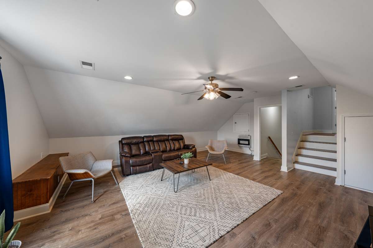 Upstairs bonus room