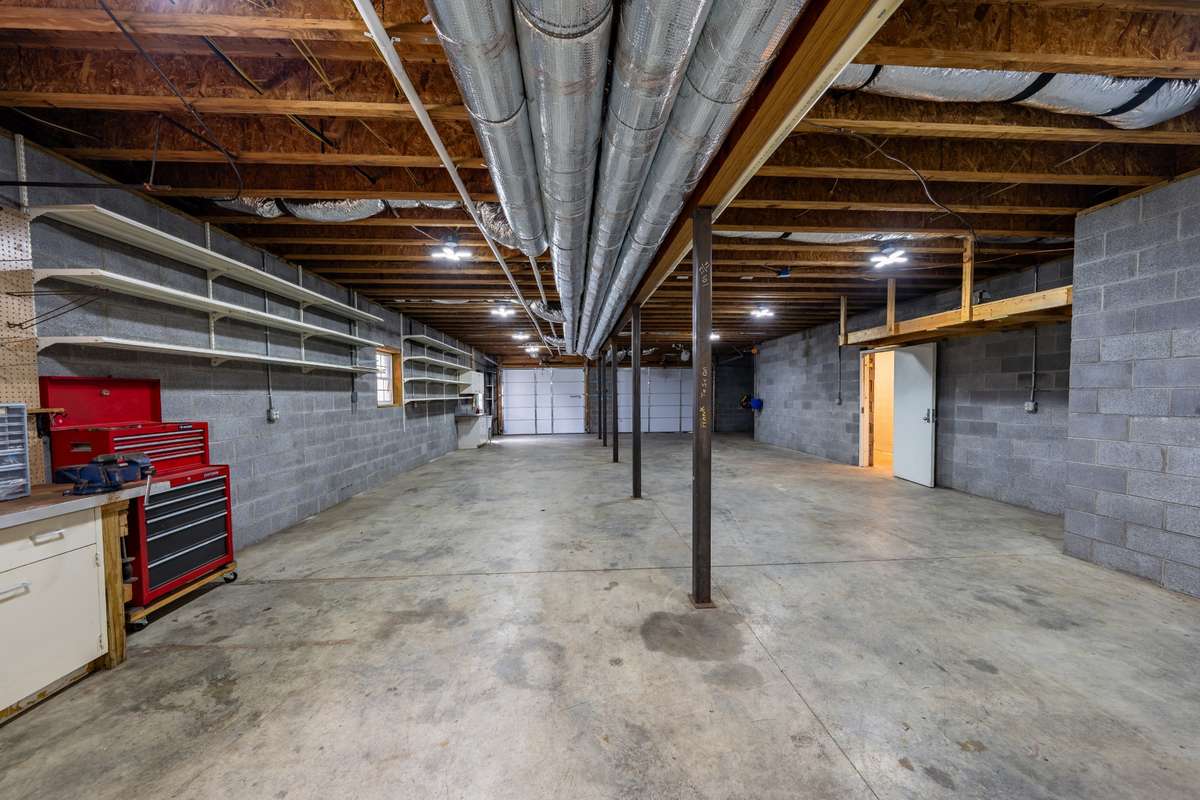2000 sq ft basement. Work benches convey with the property.
Attached and unattached tools DO NOT convey