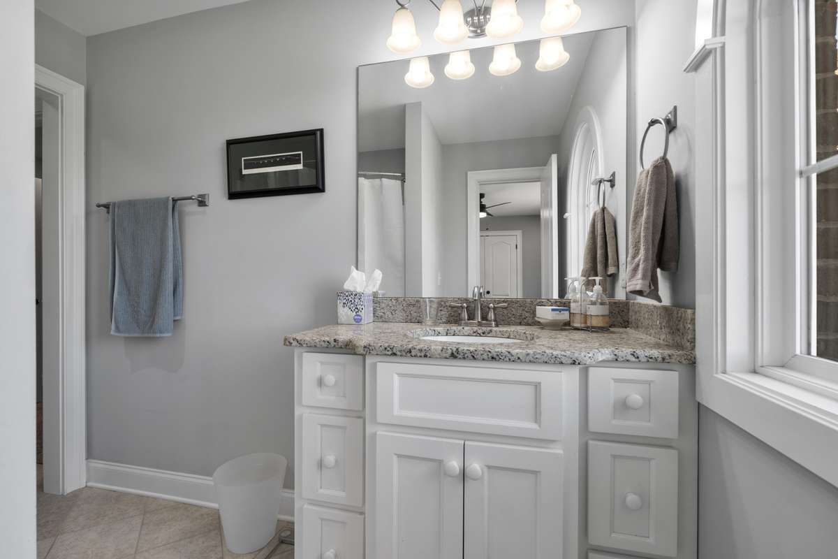 Secondary Bathroom.