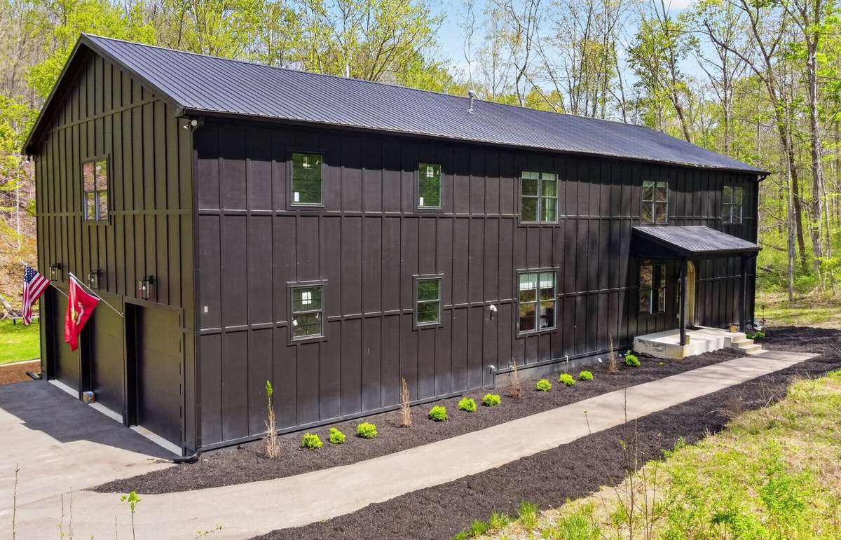 Fresh mulch adds a clean, well-maintained finish to the home and land