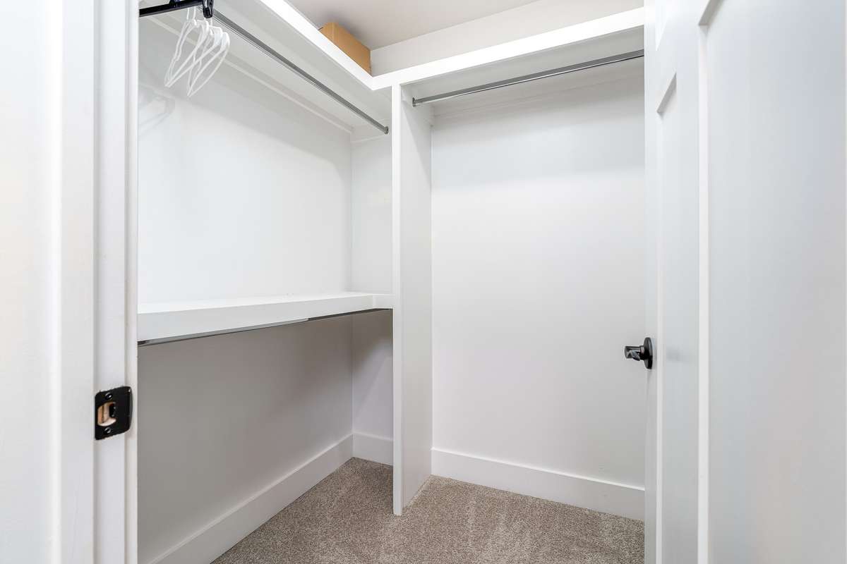 All Bedrooms have Walk in Closets
