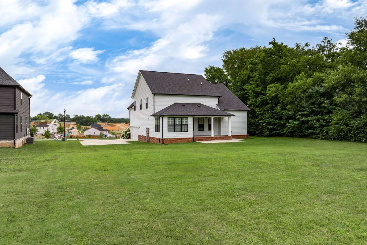 Imagine the yard games and Fun times - Even plenty of room for a Pool