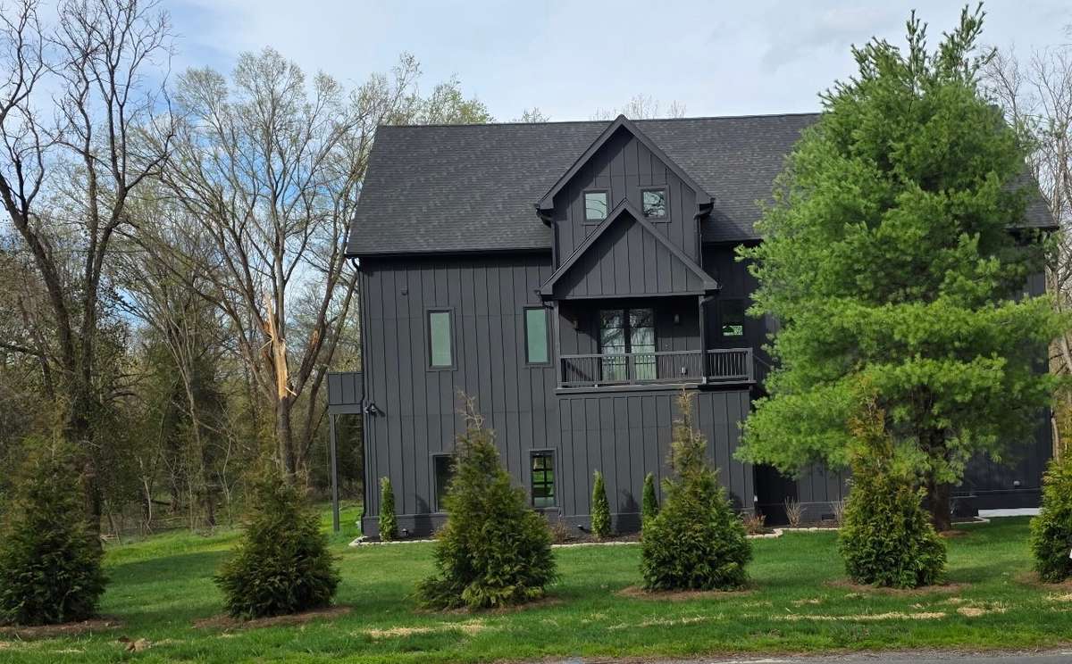 Recently installed Landscaping Screen along Lewisburg will ensure further privacy