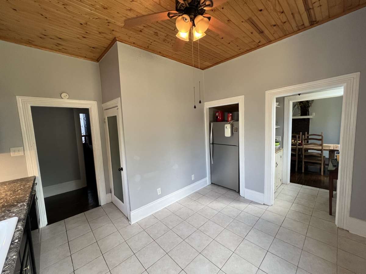 Main Floor kitchen