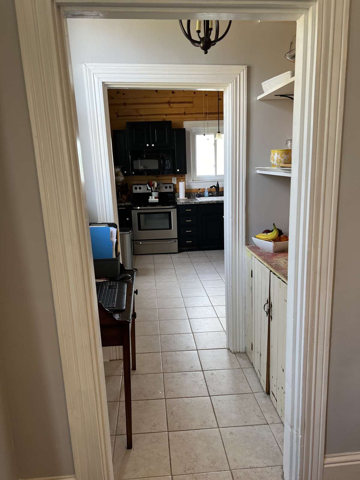 Hall between dining area and kitchen