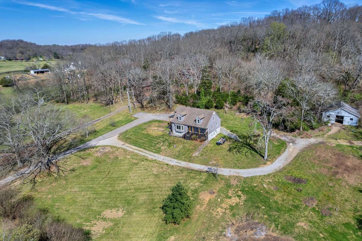 Your mini farm awaits.  The top left of the photo in Evergreen Rd. which has many homes in the 1-3M range.