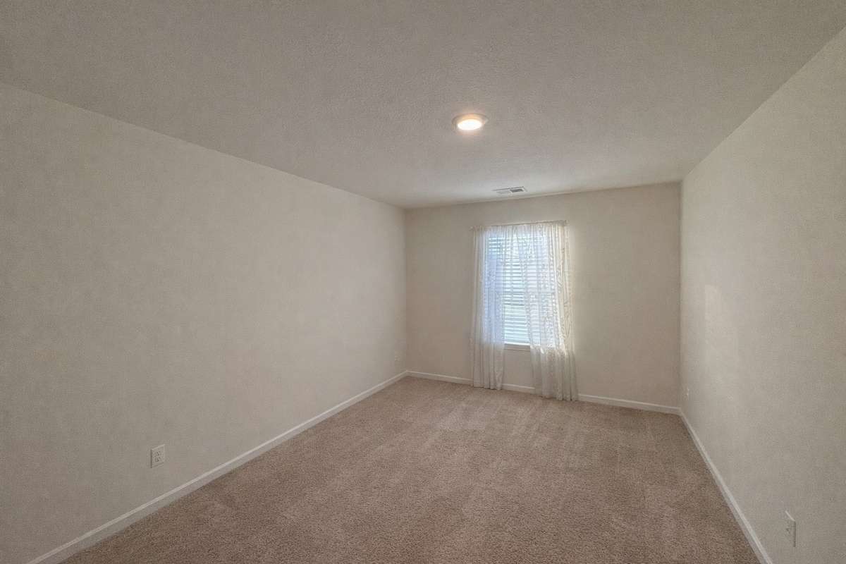 3rd bedroom - AI Generated Empty Room