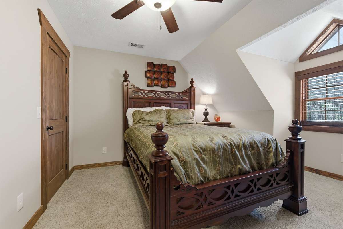 Upstairs bdrm with full bath