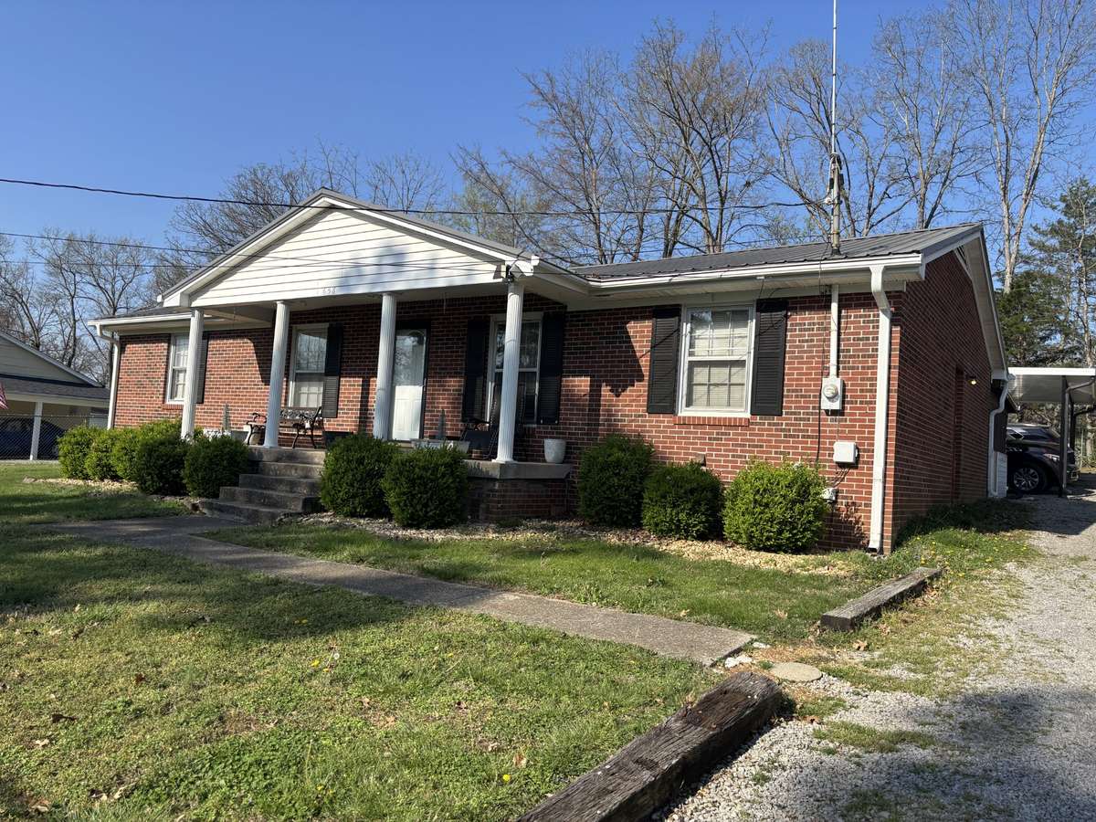 Welcome to 658 Jackson Ave Lewisburg, TN 37091!