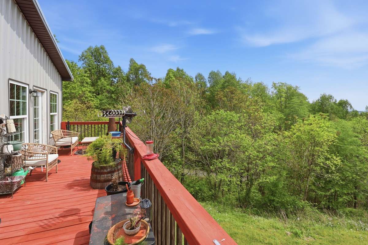 Serene view and privacy.