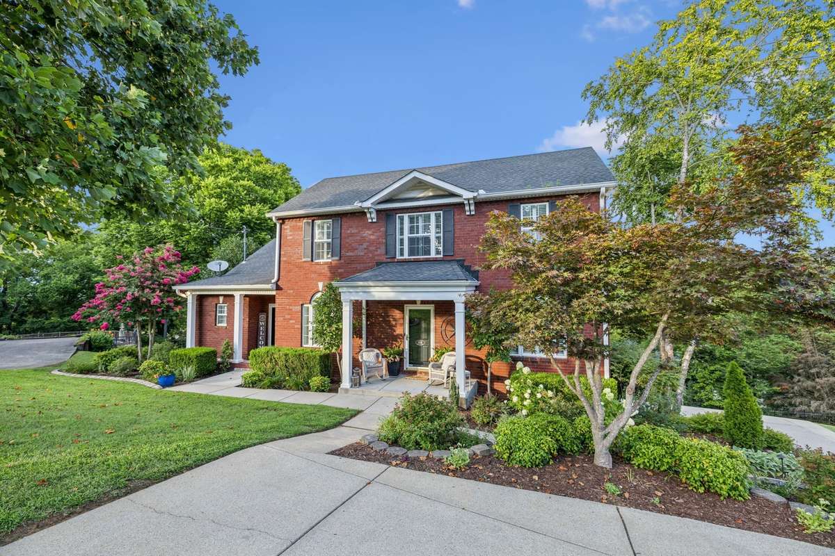This home has been beautifully landscaped and is immaculate both inside and out. Featuring 4 BR, 2.5 BA, Bonus Room, 2 Car attached garage and 999 sq. ft. of unfinished space.