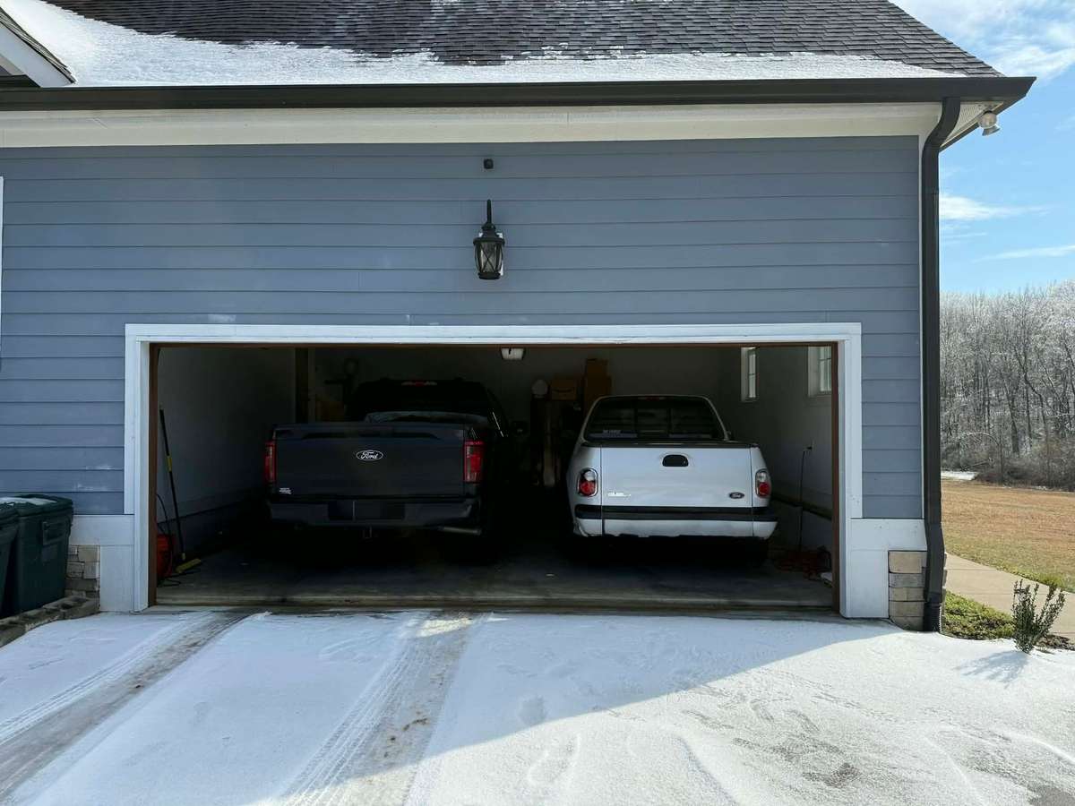 Attached Garage