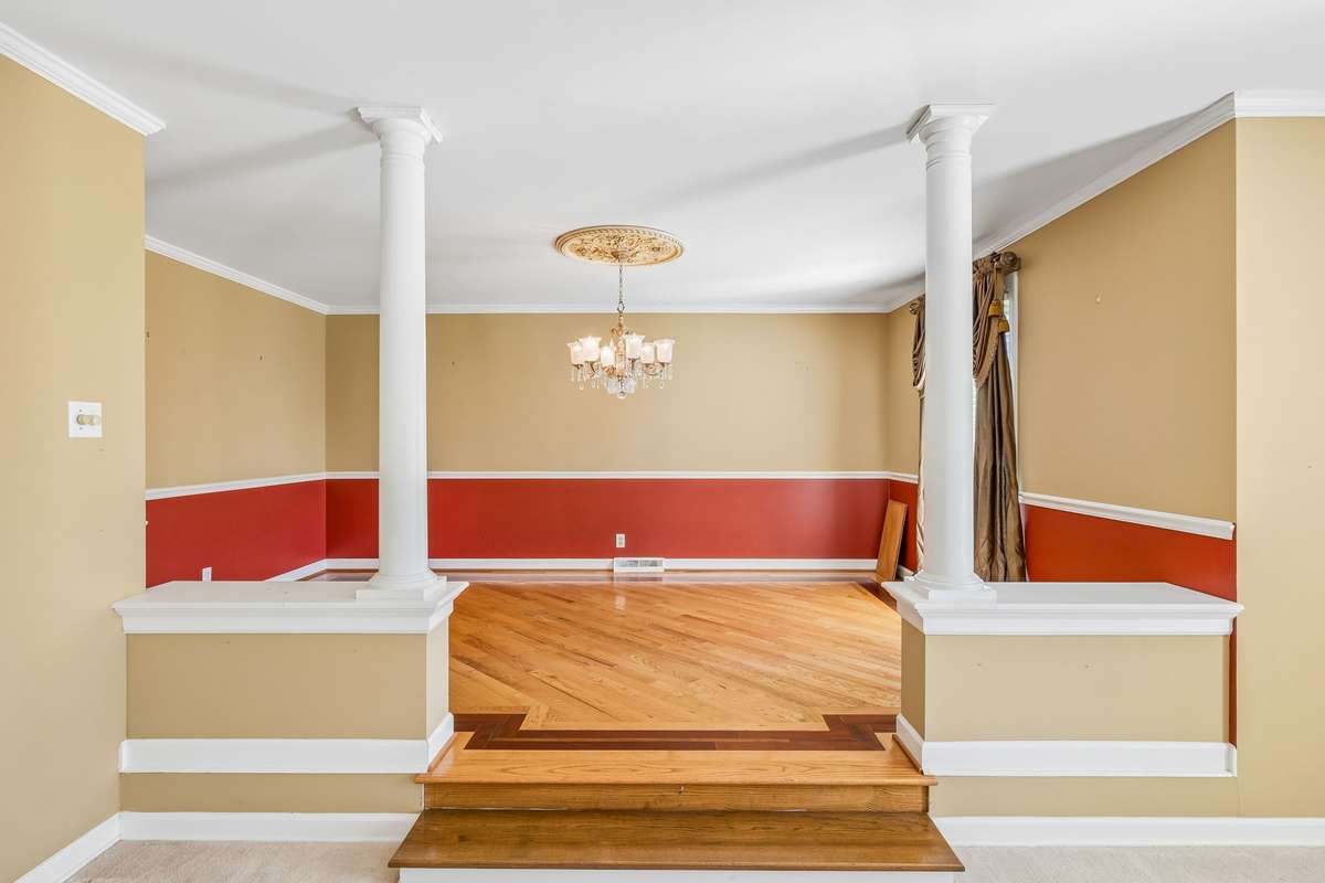 Formal dining room