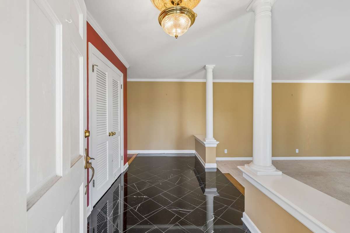 Marble entry foyer