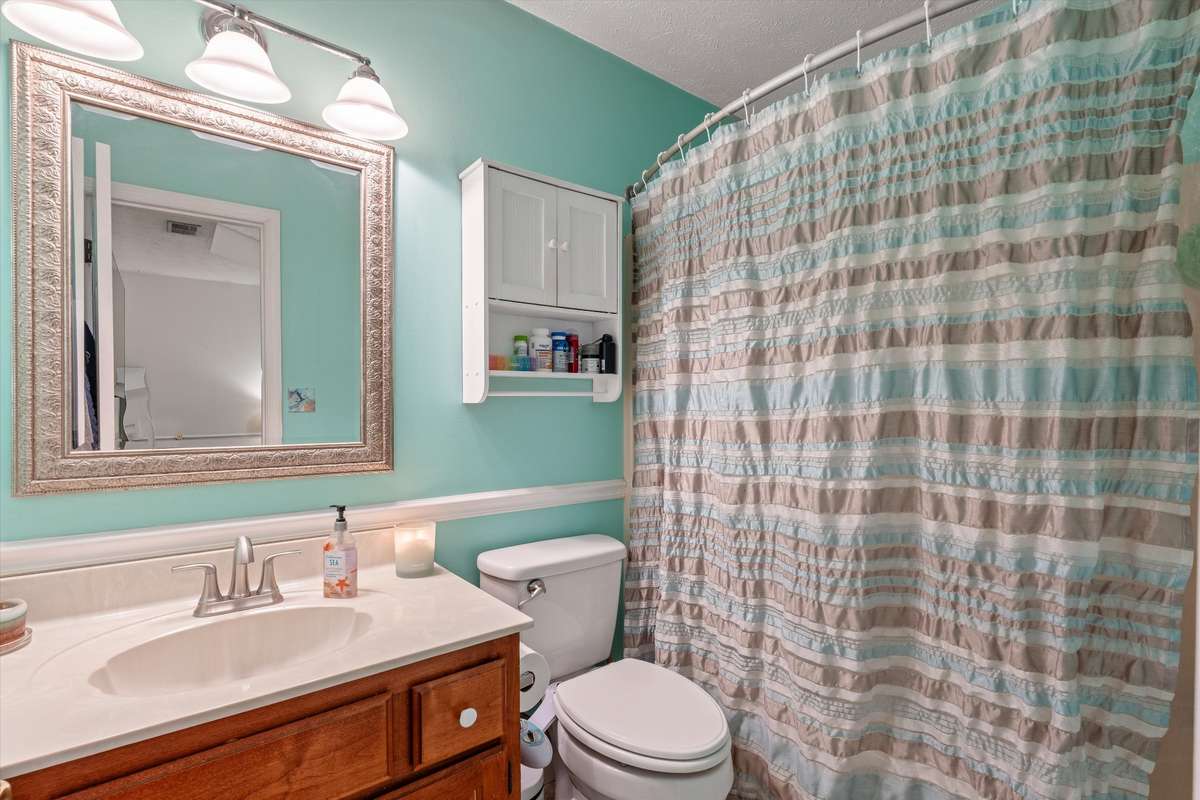 Bath for primary bedroom