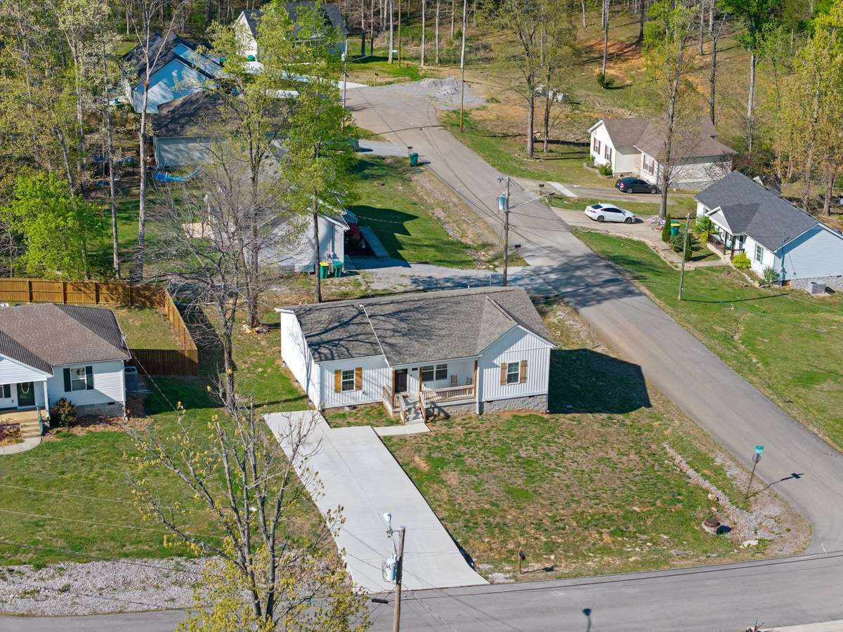 Corner lot (Elm Ave and Isabella drive).
