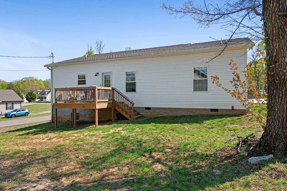 Back of house view.