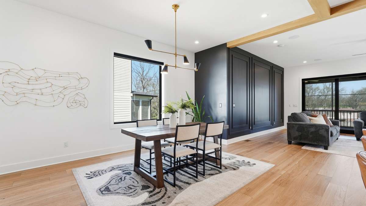 Room for a large dining table