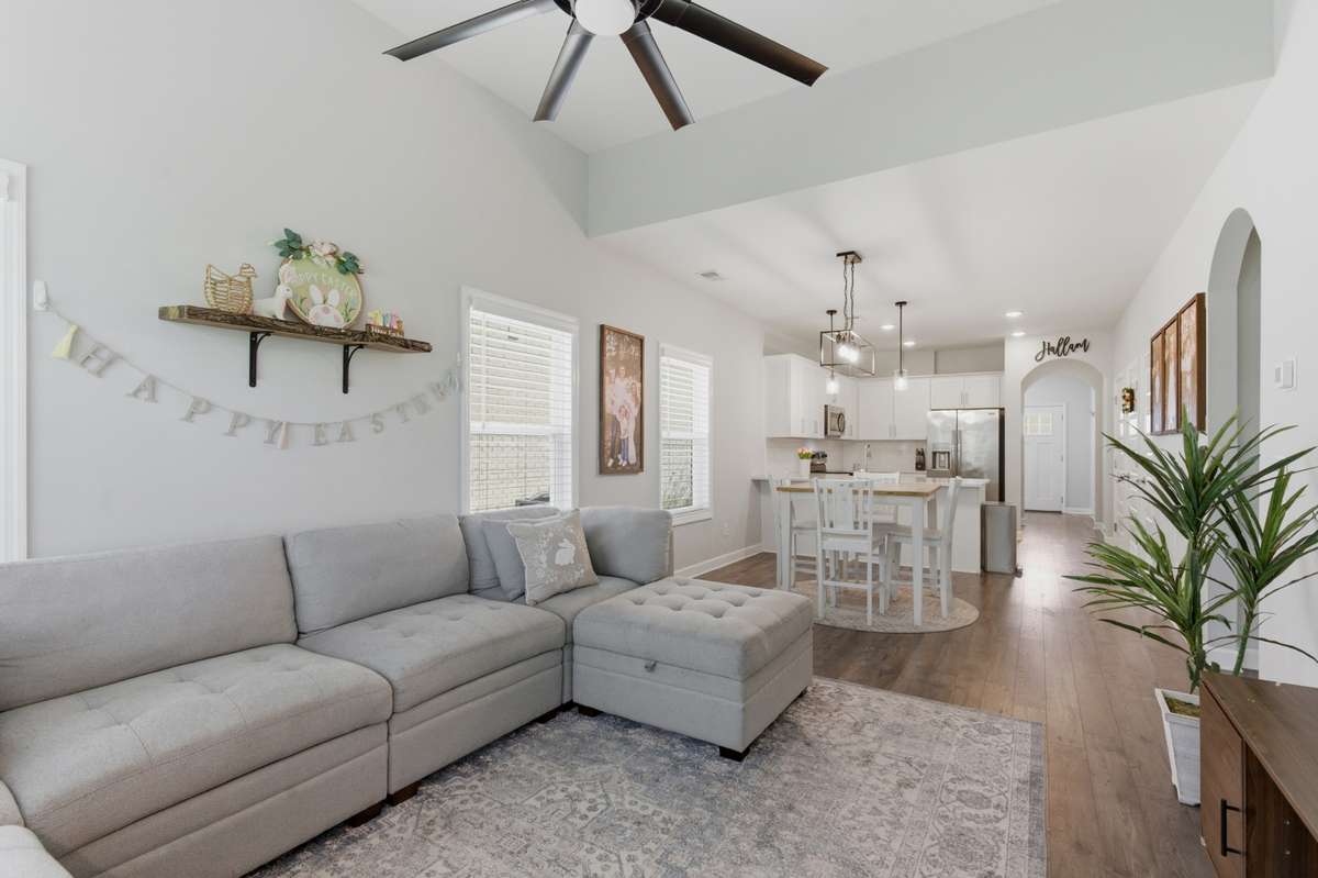 End unit offers a number of extra windows for great lighting