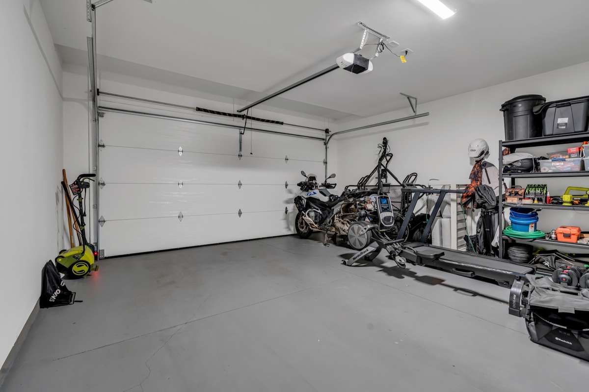 2 car garage