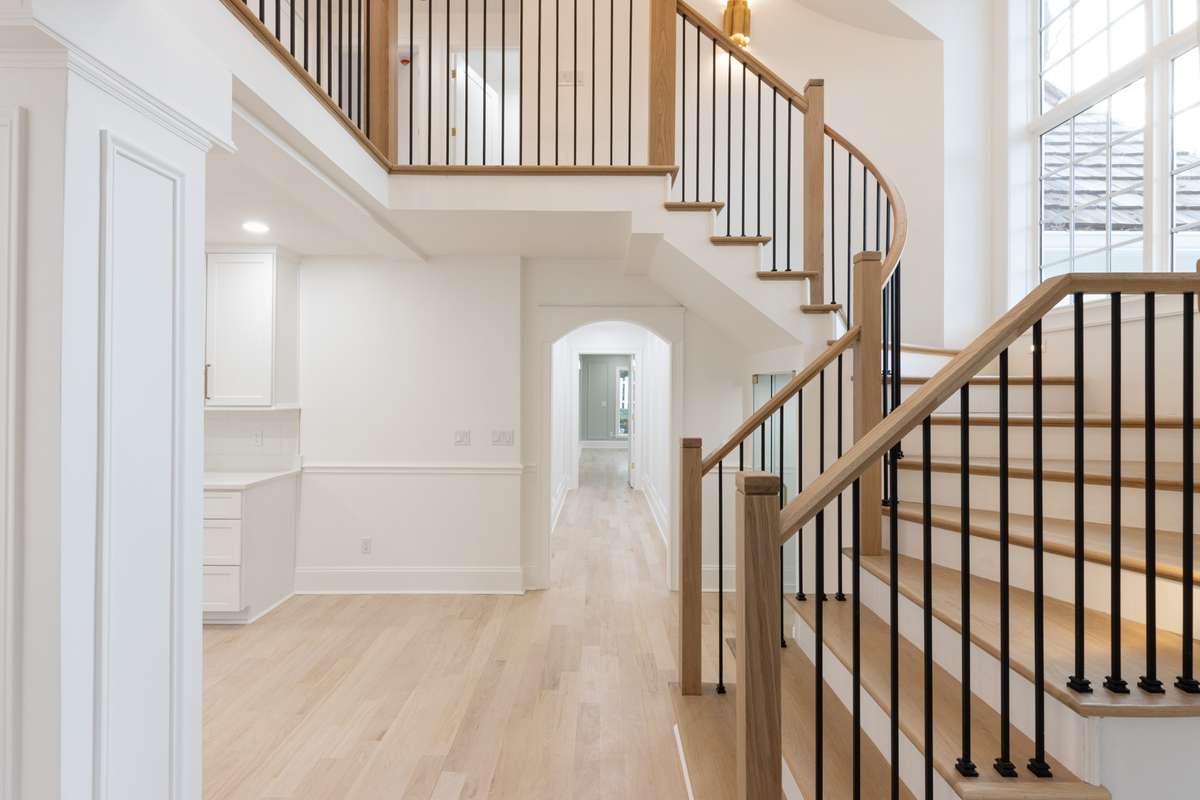 curved staircase