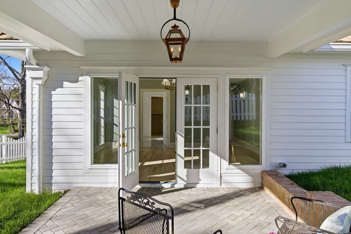 12 x 12 primary covered porch to relax and see the infamous Belle Meade west view sunsets