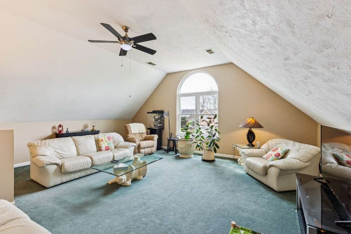 Bonus Room upstairs with large window