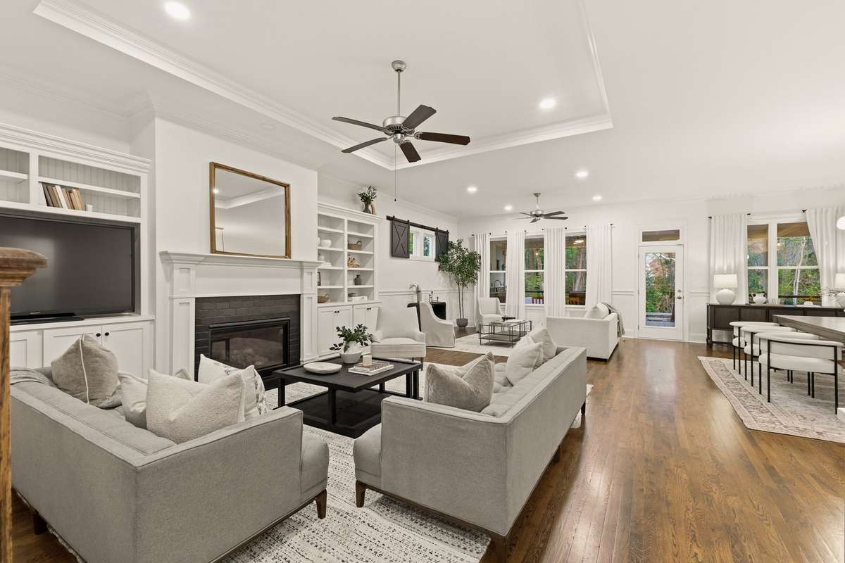 Solid oak hardwoods and open floorplan.
