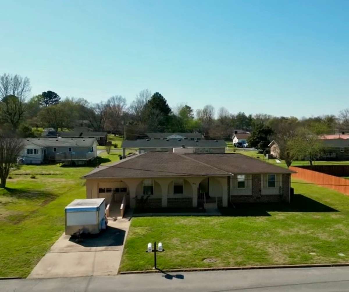 Great location and neighborhood!