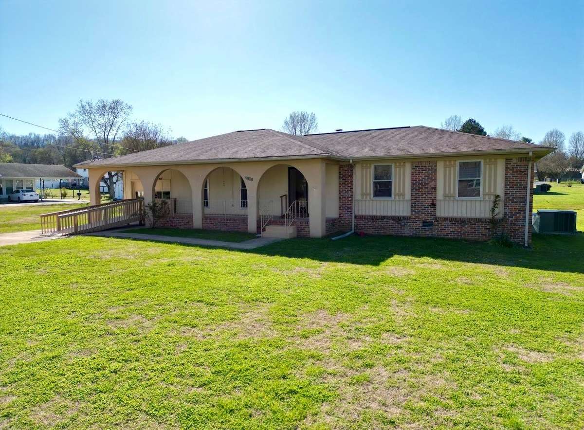 Welcome to 1205 Beverly Dr., Pulaski, TN  38478!