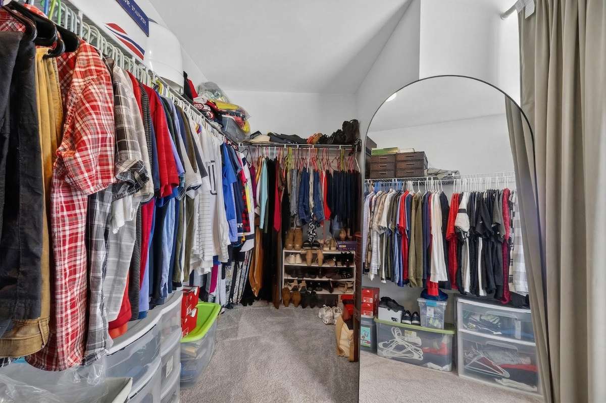 Space, space, space- You have to see it to believe it! The closet is large enough to be a bedroom!