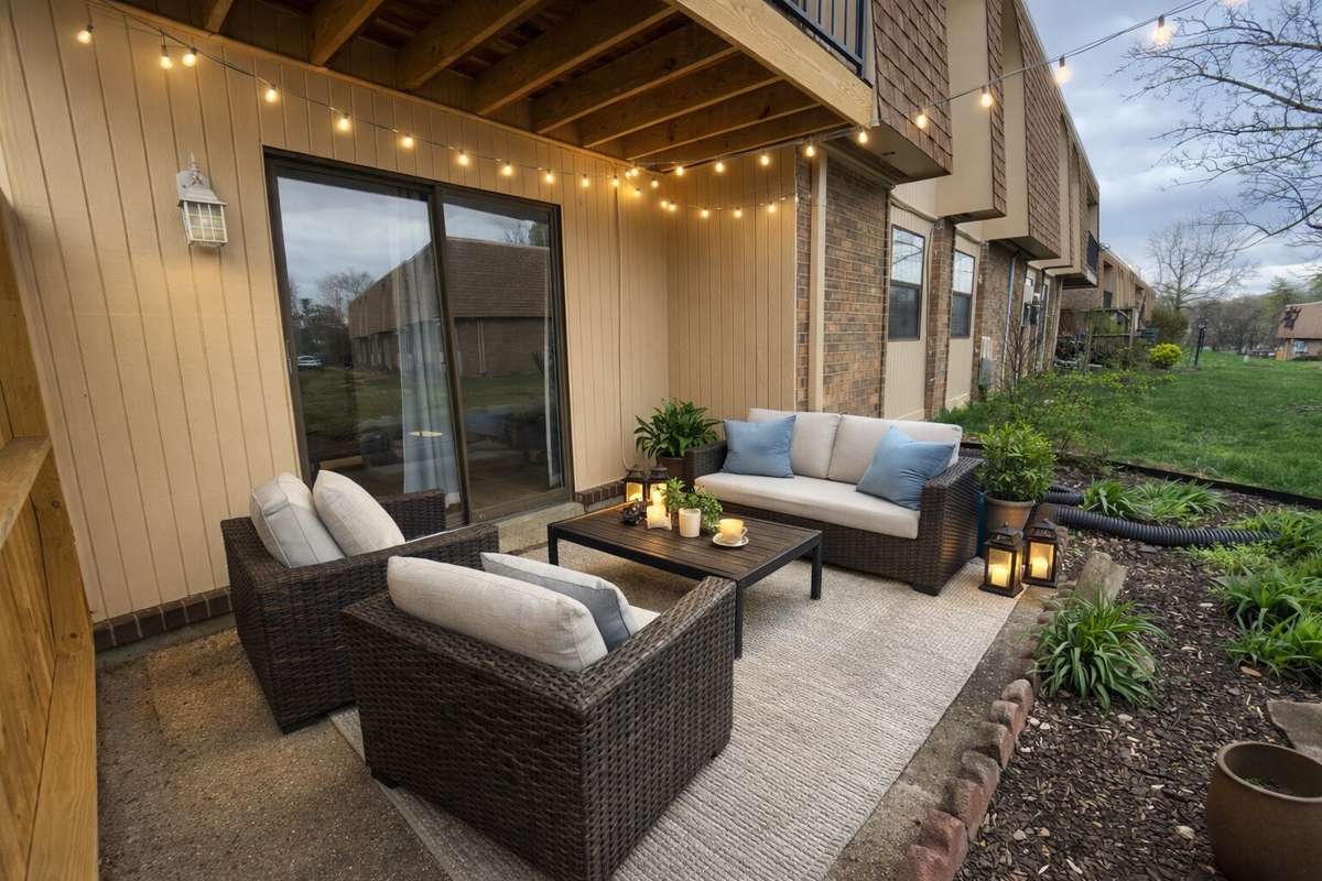 Patio virtually staged