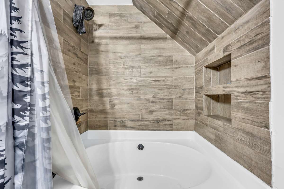 Tiles shower surround