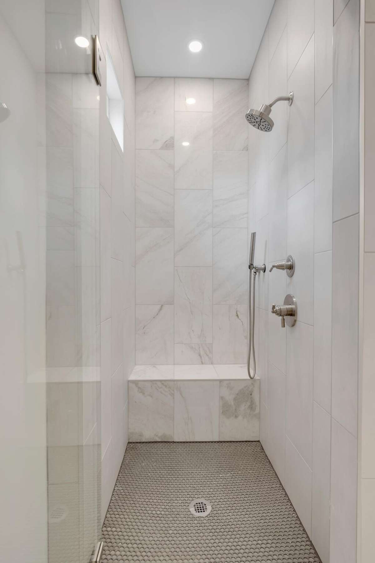 Photo shown is not of actual unit but of a similar unit in the same development- Photo for the purpose of showing quality and caliber of work only-Floorplan is different.