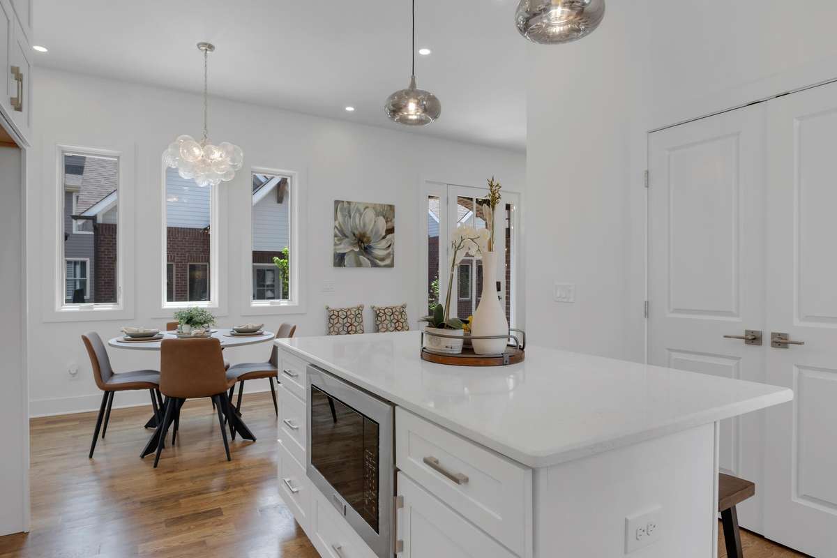 Photo shown is not of actual unit but of a similar unit in the same development- Photo for the purpose of showing quality and caliber of work only-Floorplan is different.