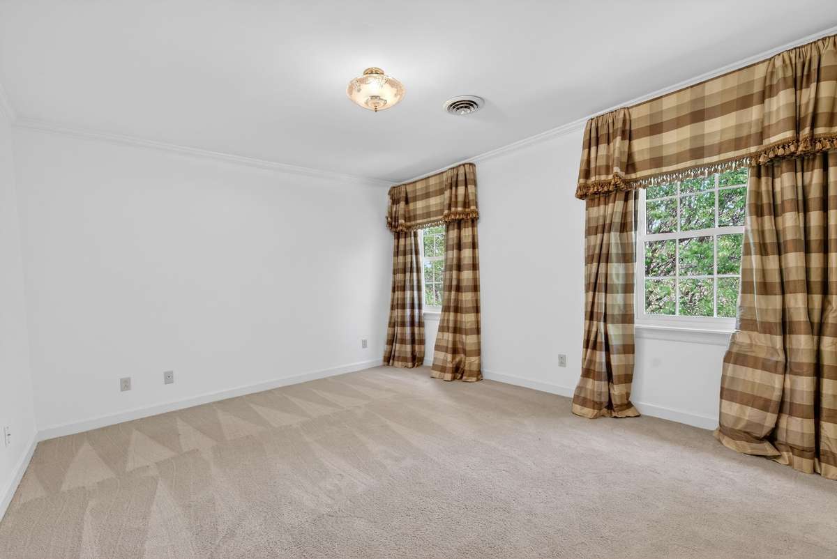 Upstairs bedroom