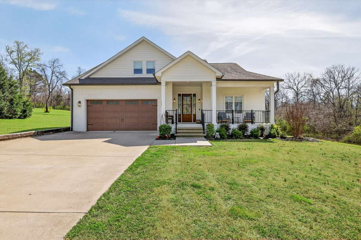 Featuring a Rocking Chair front porch!
