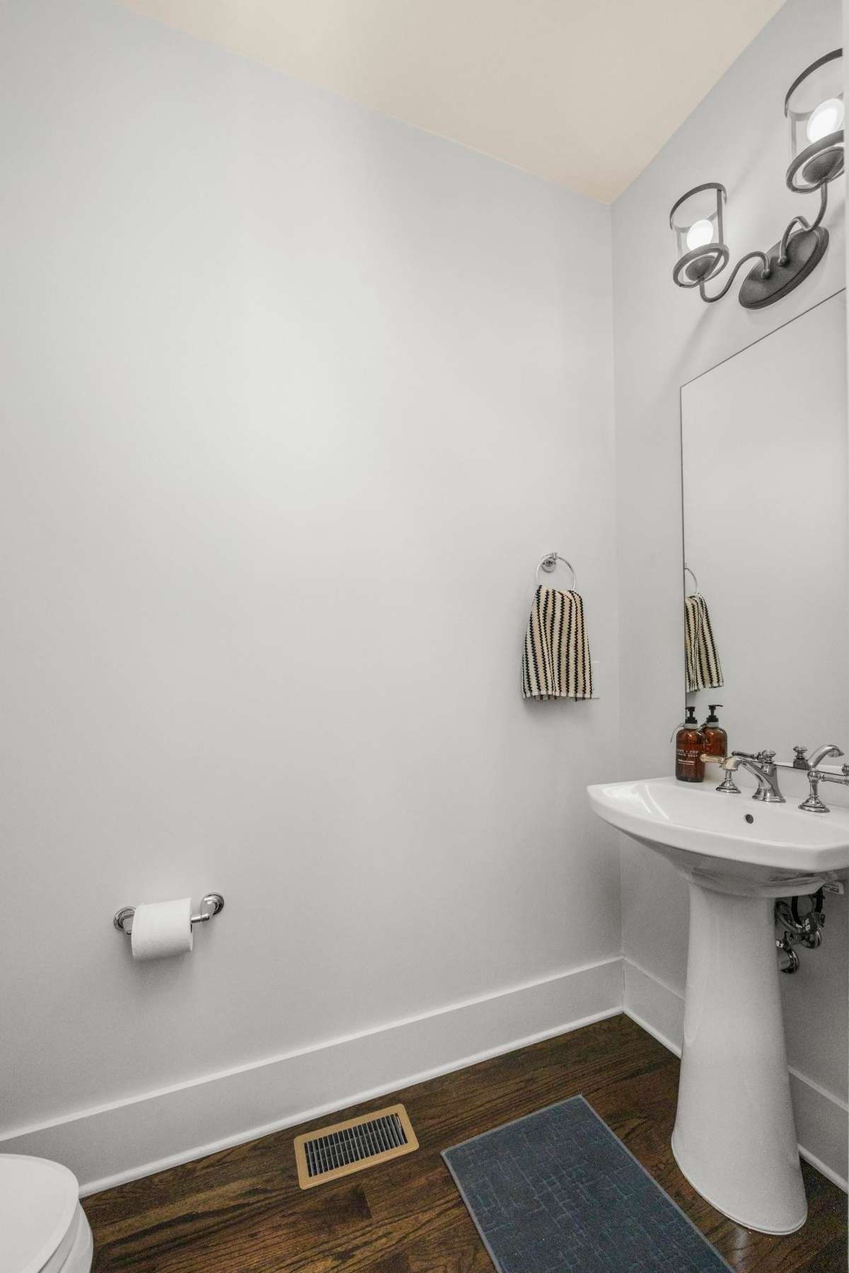 half bath on. main