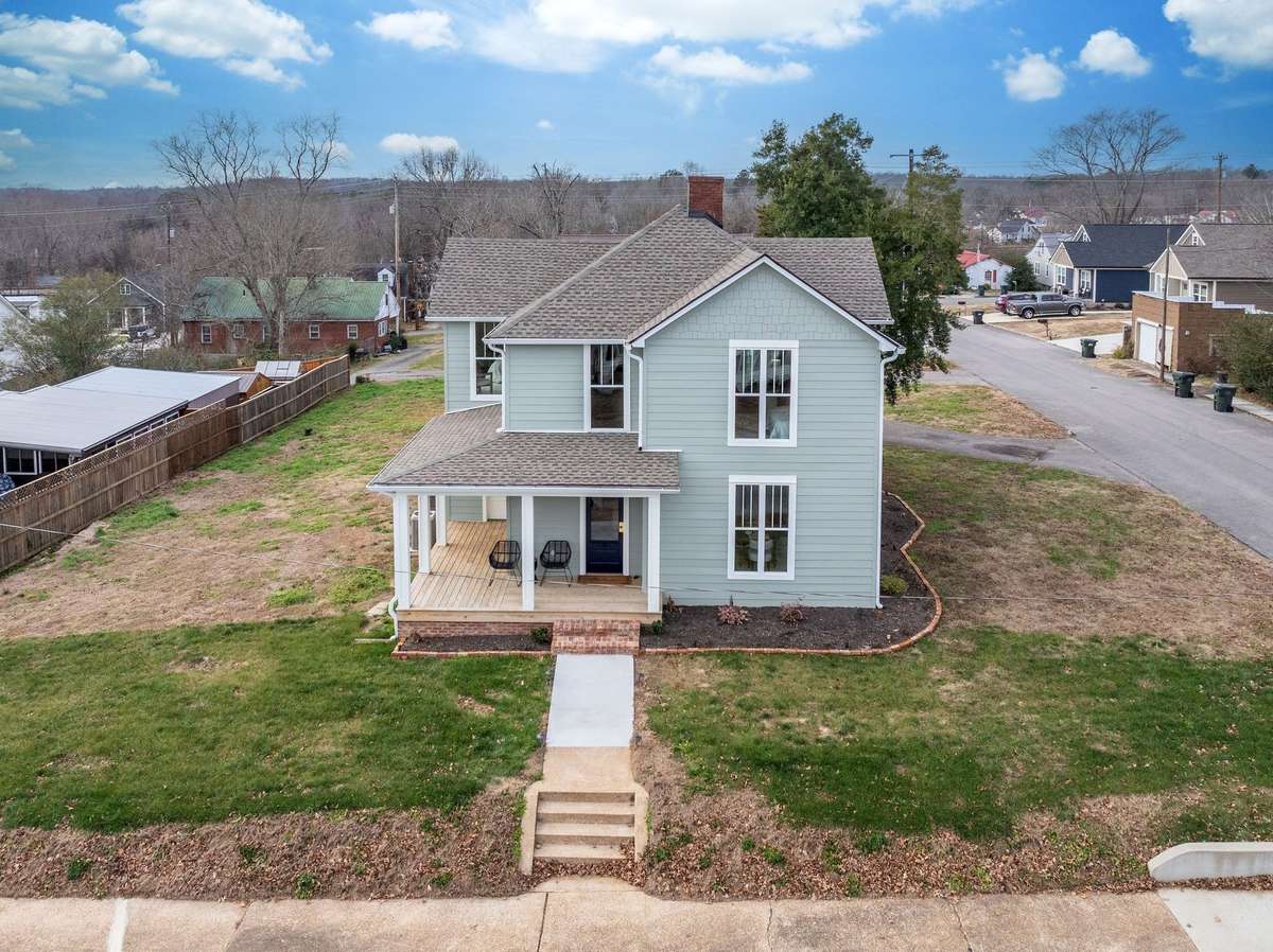Per Licensed Contractor/Owner-Lot meets Current Codes to add a Large Detached Shop/Garage-Buyer to Independently Confirm