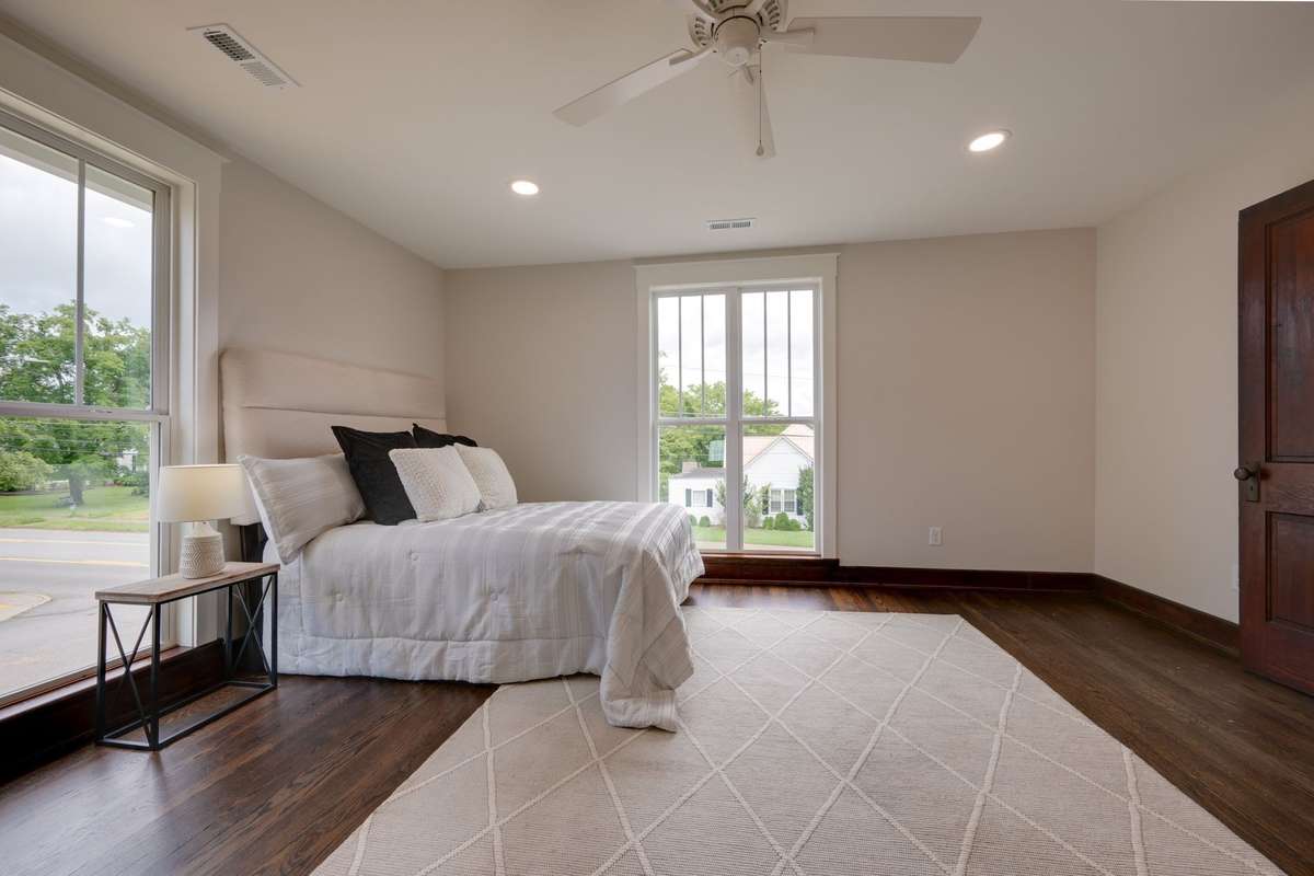 4 Full Bedrooms
All Bedrooms w/ Original Hardwood Floors