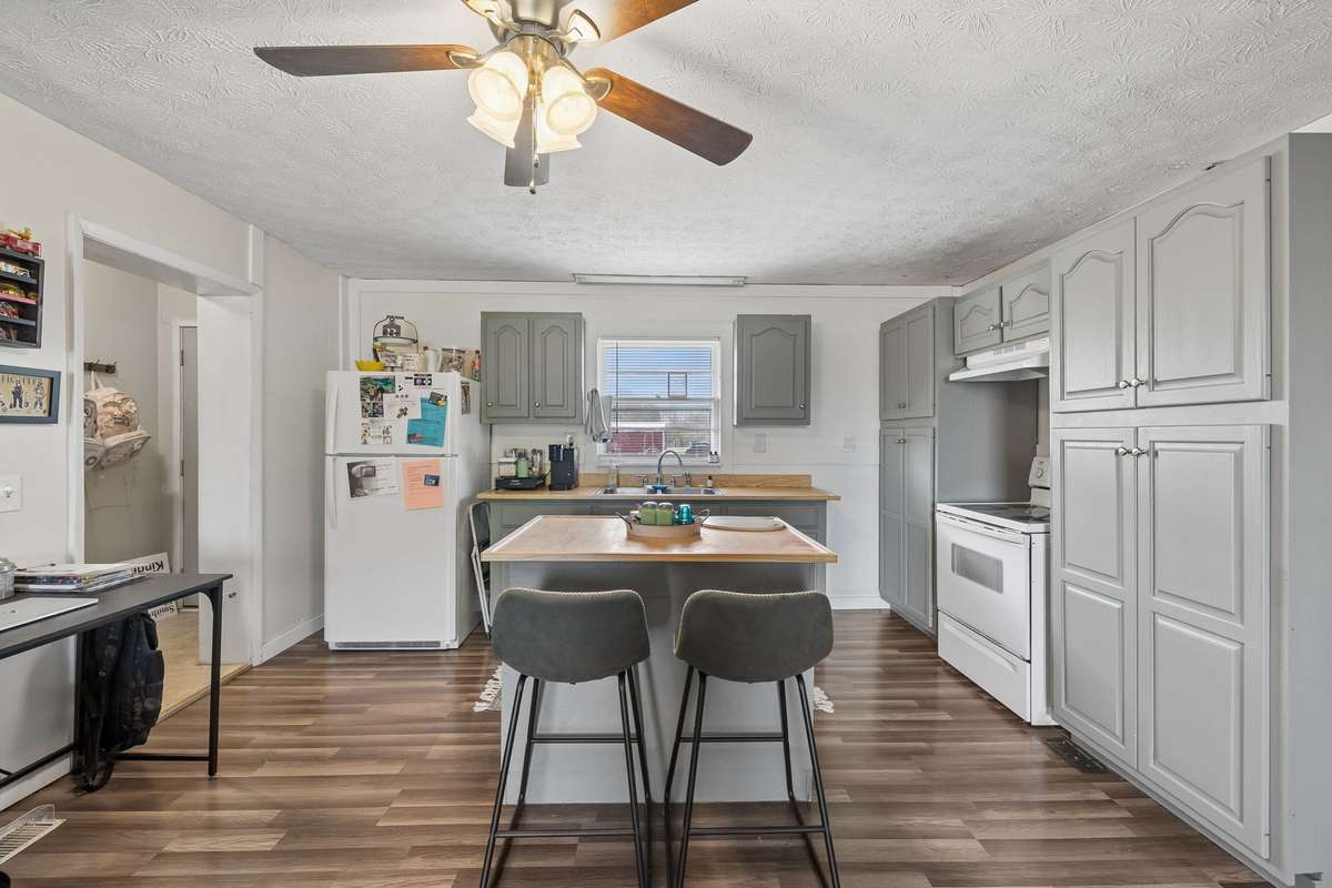 Kitchen island for food prep! 380 Holiday Haven Rd, Smithville, TN 37166