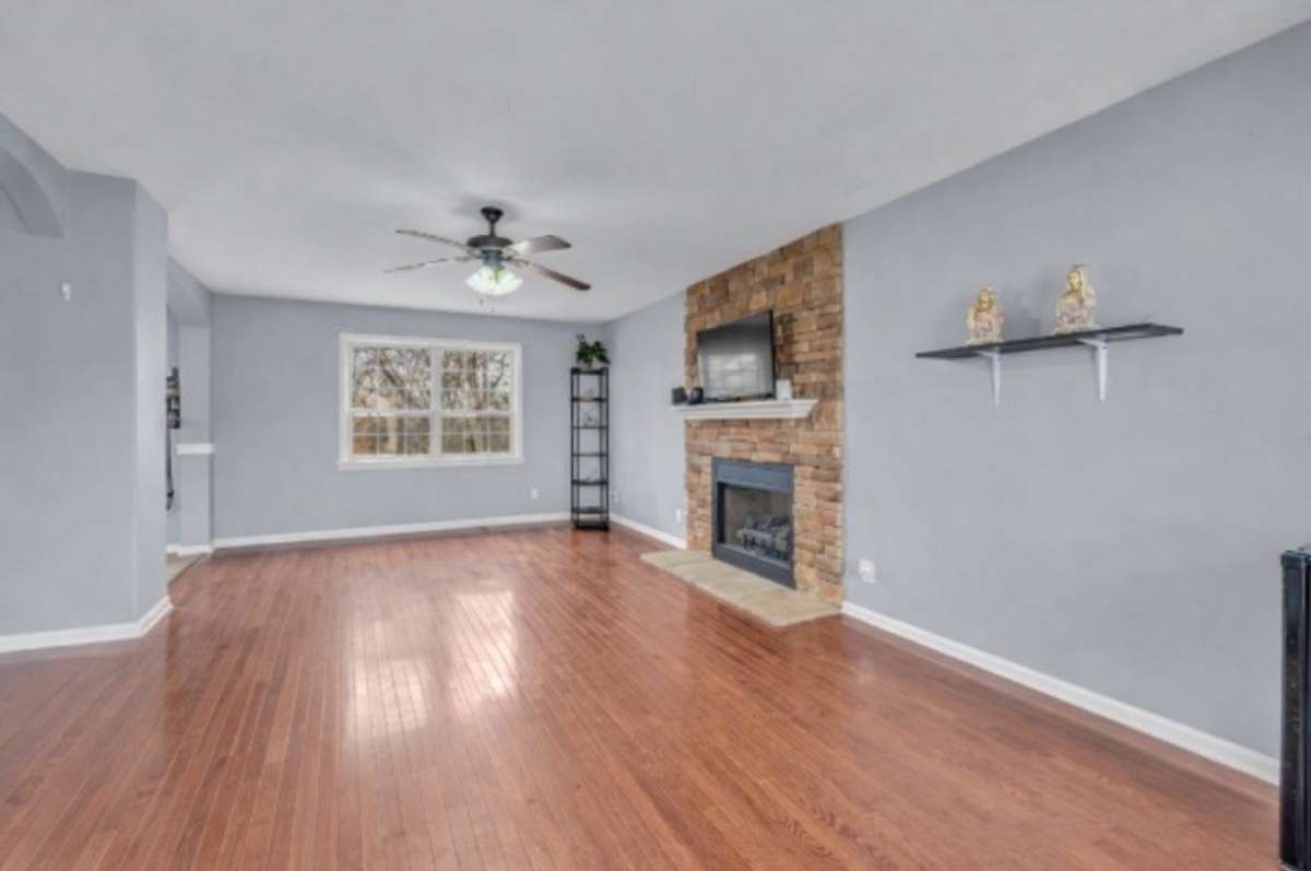 Living Area edited to show without furniture