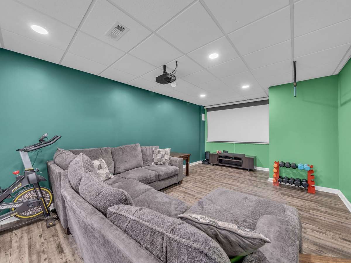 Seller willing to contribute to a Paint Allowance